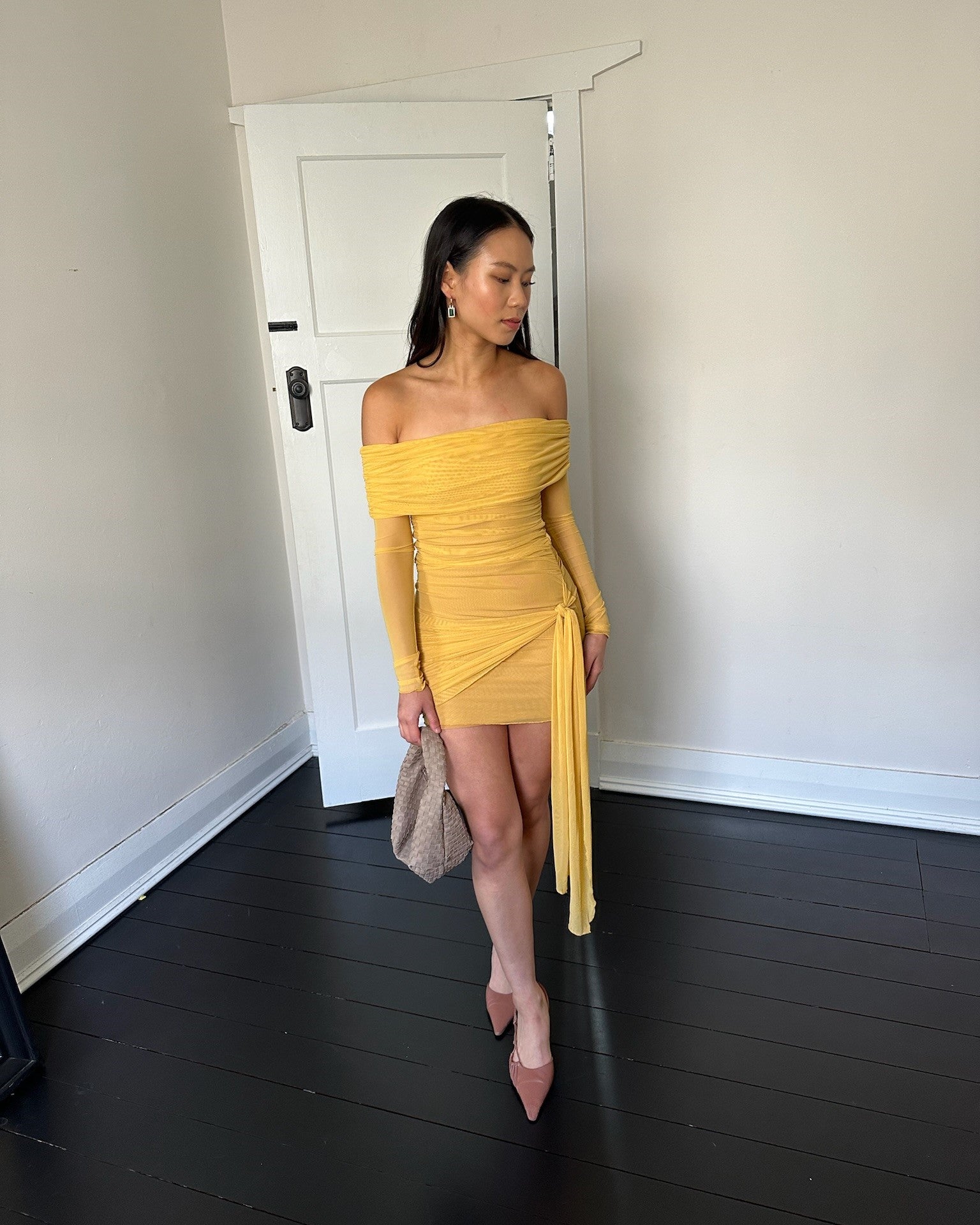 Yasmin Off Shoulder Mini